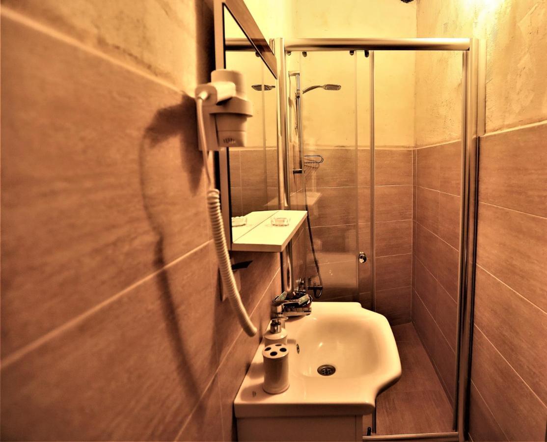 Orion Cave Hotel 于尔居普 外观 照片